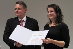 Albina Kolar z županom mag. Markom Diacijem na podelitvi priznanj za naj prostovoljce Občine Šentjur 2013